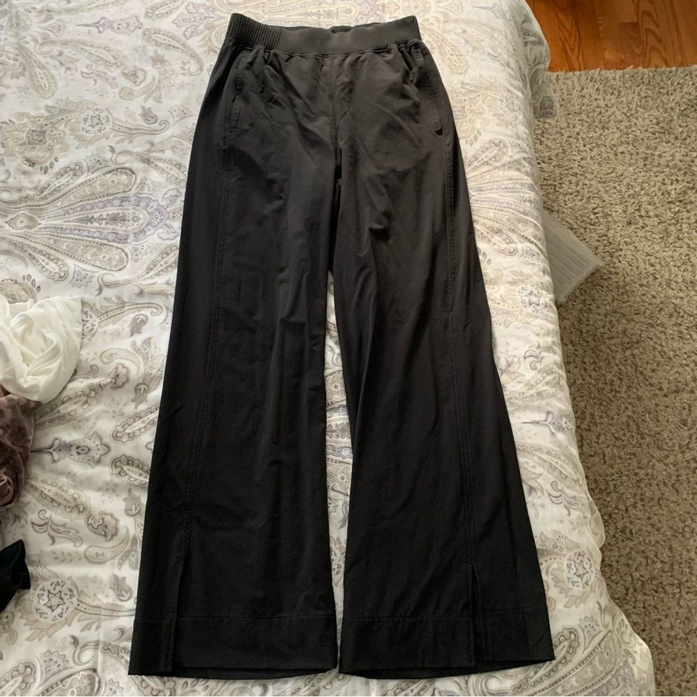 Lululemon high rise trouser pants size 6